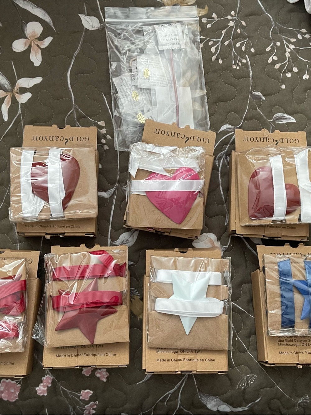 Gold Canyon Heart and red, white & blue Star metal candle ties in Pink&Red heart